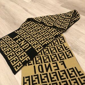 Fendi cozy scarf